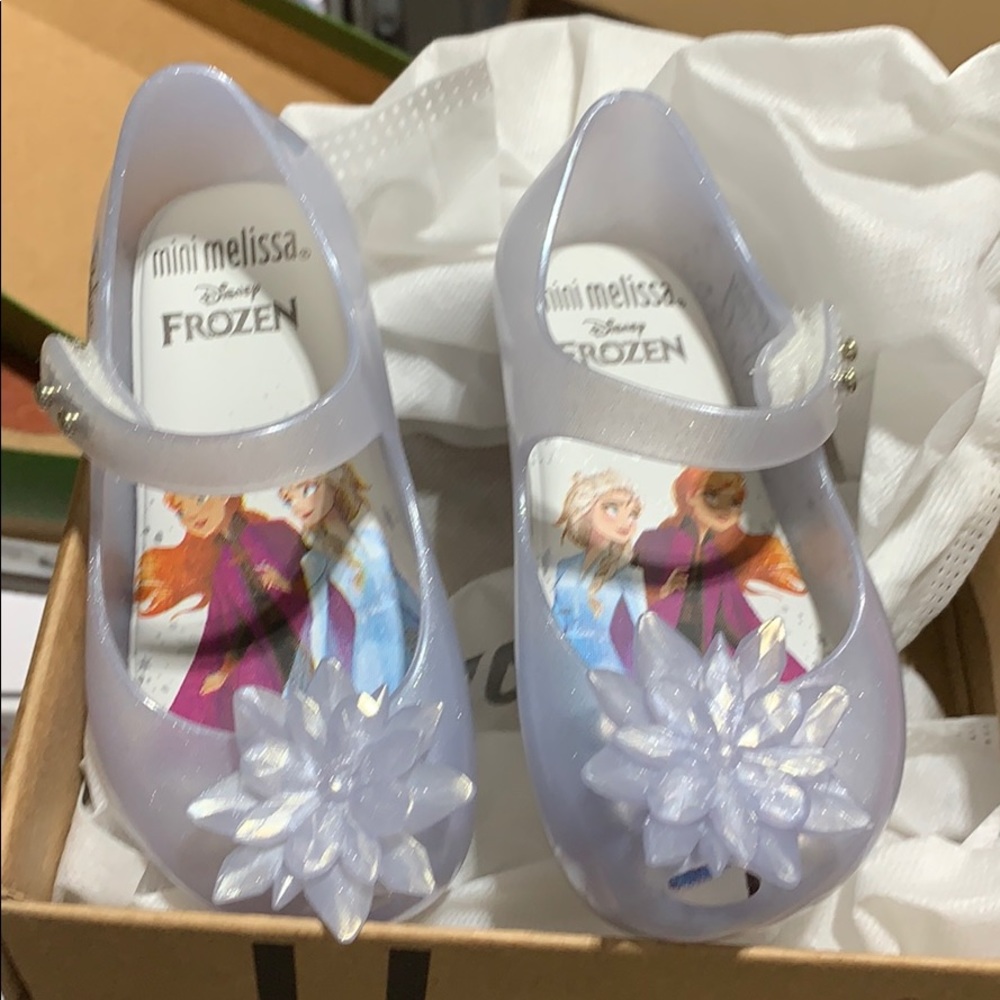 NWT Mini Melissa Frozen Snowflake Peeptoe, Pearl White